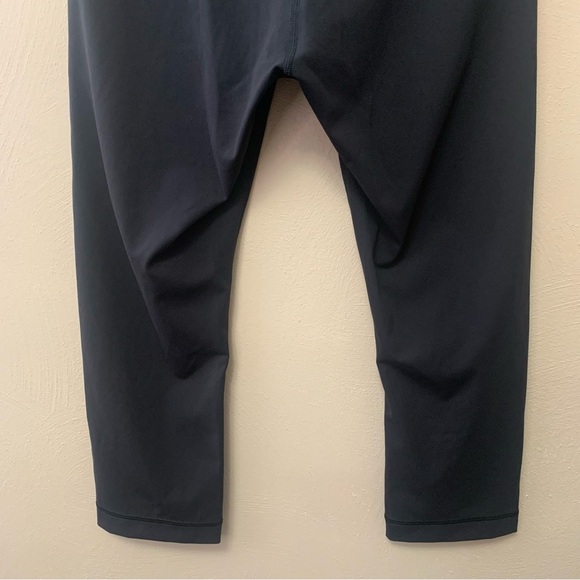 Lululemon Wunder Under Crop (Hi-Rise) *Full-On Luxtreme 21" Black Size 10 W6ATTS - Picture 8 of 12
